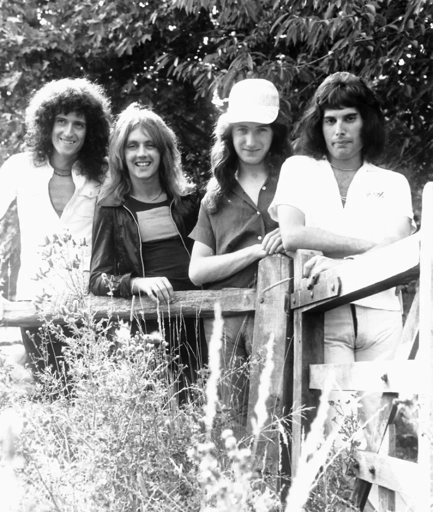 Queen — групповое фото 1976 года